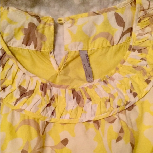 2 for $15🎈White and yellow flower print dress. - Picture 4 of 8